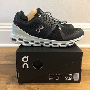 On Running Cloudstratus Running Shoe Black 7.5